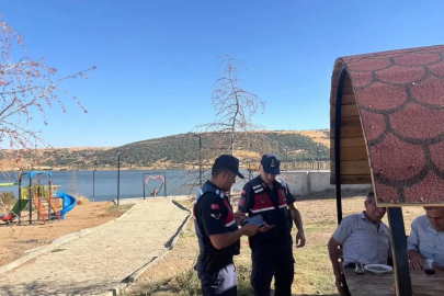 Jandarma mesire alanlarında denetim yaptı
