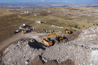 Sivas Belediyesi yeni taş ocağı açıldı, ilk sevkiyat gerçekleştirildi
