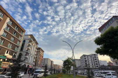 Yüksekova’da ’Sirrokümülüs bulutları’ görsel şölen sundu
