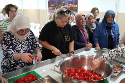 Geleneksel tarhana atölyesine yoğun ilgi
