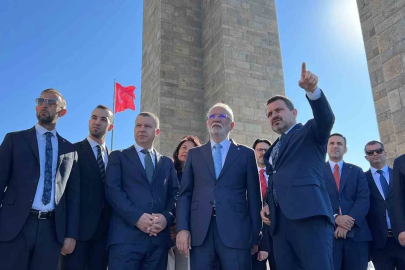 AK Parti’li Elitaş: "Terörsüz Türkiye ve Türkiye Yüzyılı inşası için anlayıp, buradaki o günleri tasavvur ederek düşünüp, ona göre hareket etmemiz gerekir"
