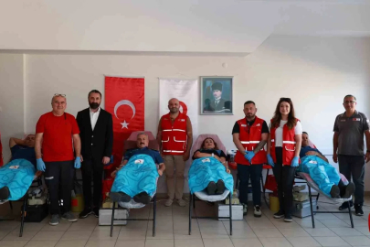 Mersin’de emniyet teşkilatından kan bağışına destek
