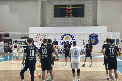 Dursun Ali Arslan anısına düzenlenen turnuvada ilk gün heyecanı
