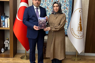 "Anadolu Beylerbeyliği" kitabı Vali Musa Işın’a takdim edildi
