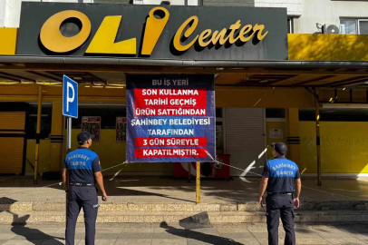 Şahinbey Belediyesi tarihi geçmiş ürünler satan marketlere acımadı
