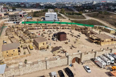 "Sancı; İslamiyet’in Doğuşu" filminin çekimleri Çayırova Film Platosu’nda sürüyor

