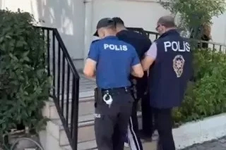 Bursa’da hakkında kesinleşmiş hapis cezası bulunan 3 şahıs yakalandı
