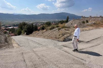 Çameli’de Yeni Mahalle’nin yolları asfaltlanıyor

