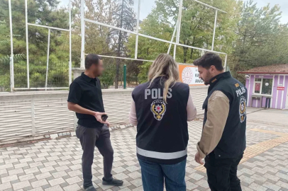 Polisten okul çevrelerinde huzur ve asayiş denetimi
