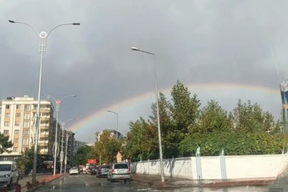 Siirt’te yağmur sonrası oluşan gökkuşağı görenleri hayran bıraktı
