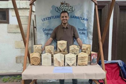 Kütahya’da hurda kitaplar sanat eserine dönüşüyor
