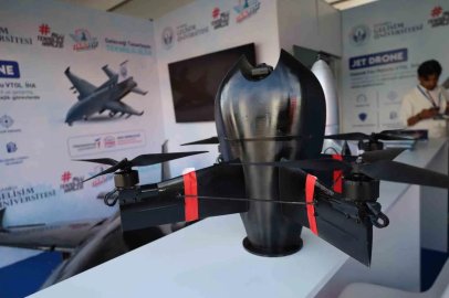 İGÜ TEKNOFEST’e jet dron projesi ve elektrik fan motorlu VTOL İHA ile katılarak dikkatleri üzerine çekti
