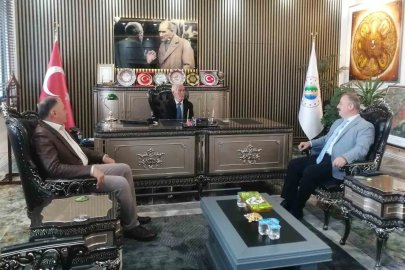 73 yaşında dileği kabul oldu, kaymakam koltuğuna oturdu
