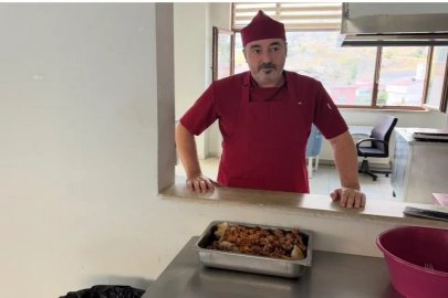 Hakkari’de örnek davranış: Yemekler çöpe değil hayvanlara
