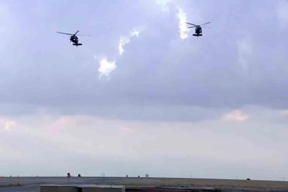 Şanlıurfa’da helikopterlerden gökyüzünde Harmandalı ve Zeybek şovu
