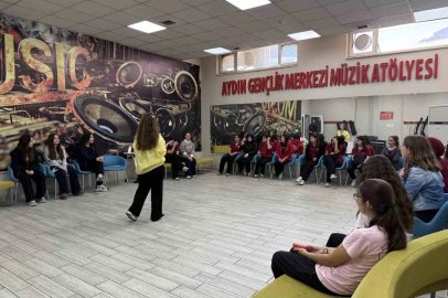 Liseli gençler, Aydın Gençlik Merkezi’ni keşfetti
