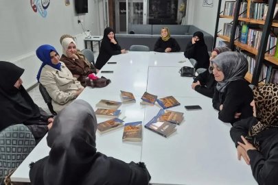 Bayburt’ta kadınların katılımıyla kitap tahlili yapıldı
