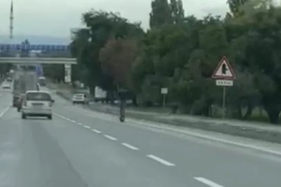 Çevreyolunda yürekleri ağza getiren scooter yolculuğu
