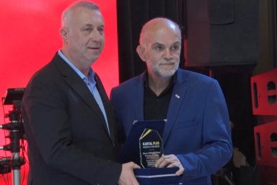 Kartal’da dayanışma ve medya gecesi: Bölgenin öncü isimleri bir araya geldi
