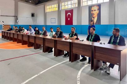 Muğlasporlu futbolcular öğrencilerle buluştu
