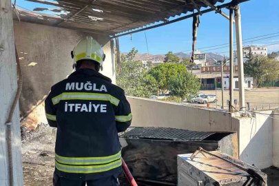 Buzdolabından çıkan yangın söndürüldü
