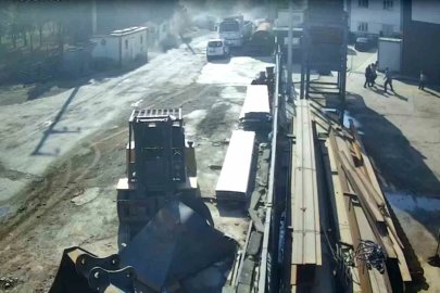 İzmir’de 7 işçinin yaralandığı patlama anı kamerada
