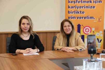 Öğrencilerle kariyer yolculuğu konuşuldu
