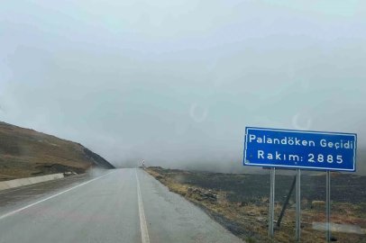 Erzurum’un yüksek kesimlerinde kar yağışı ve yoğun sis etkili oluyor
