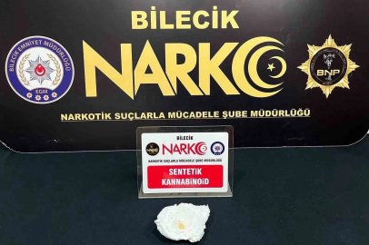 Bilecik’te şüpheli araçta uyuşturucu ele geçirildi
