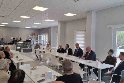Büyükşehir’in 100 Yaş Evi’nde Dünya Yaşlılar Günü buluşması
