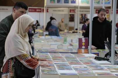 Kocaeli Kitap Fuarı kapılarını açtı: Her yaştan okur fuarda
