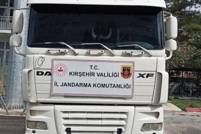Şasesi değiştirilmiş tır yol kontrolünde yakalandı
