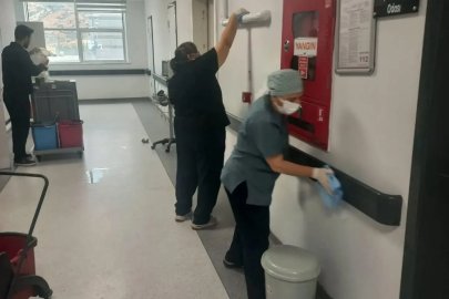 ADÜ Hastanesi hematoloji servisinde hijyen çalışması
