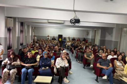 Adana’da velilere aile ve medya eğitimi verildi
