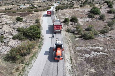Kula’da 35 kilometrelik yol yenileniyor
