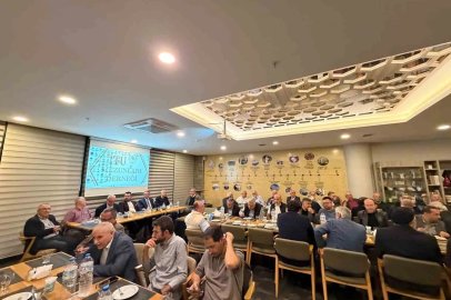 Bursa’da dünya ve Türkiye ekonomisi ele alındı

