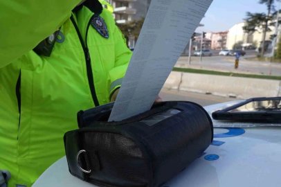 Trafikte "koltuk değiştirme" oyunu drona takıldı: 240 bin lira ceza
