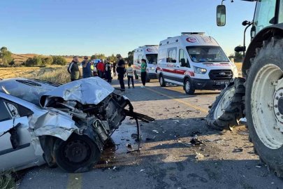 Edirne’de traktör otomobille çarpıştı: 1 yaralı
