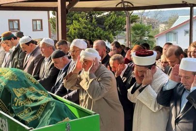 Düzce’nin sevilen iş adamı son yolculuğuna uğurlandı
