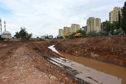 Kepez’de sel kabusu tarih oluyor:  Ay Deresi’nde 2 kilometrelik güvenlik harekatı
