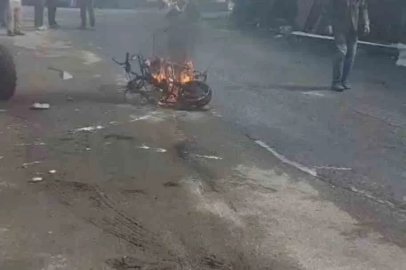 Bingöl’de kaynak yapılırken alev alan motosiklet kullanılamaz hale geldi
