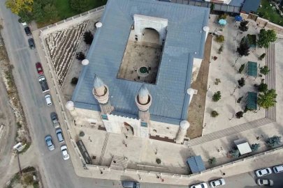 Tarih ve kültür severler Sivas’a akın ediyor
