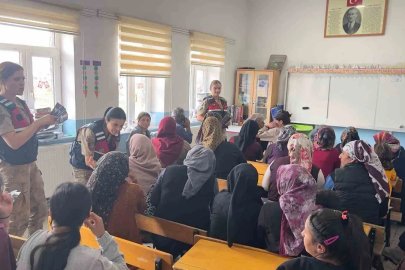 Kars’ta 152 vatandaşa KADES ve 6284 sayılı Kanun anlatıldı
