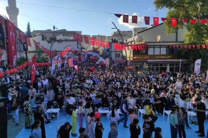 Sason’da Bal, Ceviz ve Çilek Festivali’ne yoğun ilgi
