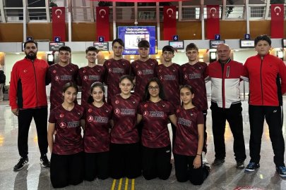 15 Yaş Altı Badminton Milli Takımı, Avrupa Şampiyonası öncesi Erzincan’da kamp yaptı
