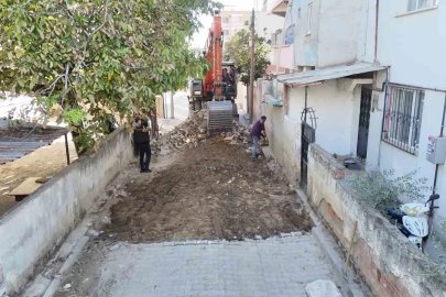 Nazilli Yeşil Mahalle’de yol yenileme çalışmaları başladı
