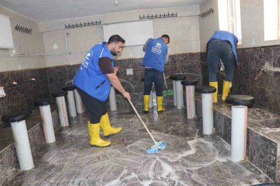 Korkut’ta gençler caminin bakımını üstlendi
