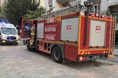Edirne’de apartman dairesinde çıkan yangın korkuttu
