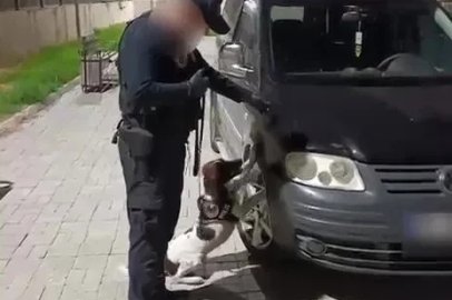 Araçların motorunda uyuşturucu sevk eden 3 şüpheli tutuklandı
