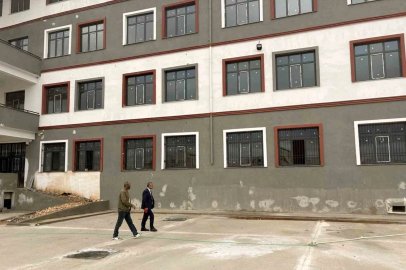 Araban TOKİ alanındaki 32 derslikli okul inşaatında sona gelindi

